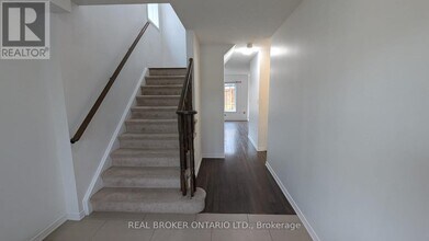 19 Cromarty Ave in Haldimand, ON - Building Photo - Building Photo