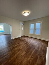 393 E Morrill Ave in Columbus, OH - Foto de edificio - Building Photo