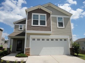 1002 Collington Dr in Mebane, NC - Building Photo