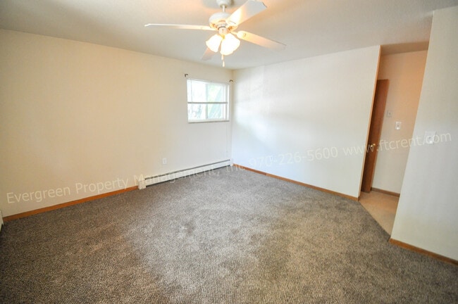 927 James Ct in Fort Collins, CO - Building Photo - Building Photo