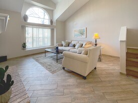 5462 Gold Rush Dr NW in Albuquerque, NM - Building Photo