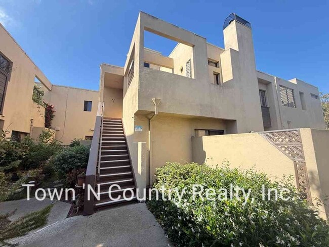 property at 42 W San Joaquin St