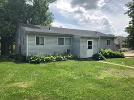 315 Myrtle Ave in Iowa City, IA - Building Photo