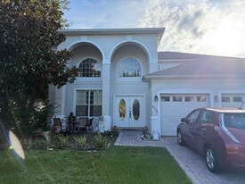 6530 Lake Pembroke Pl in Orlando, FL - Building Photo