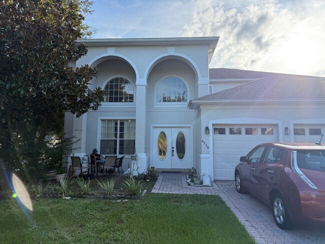 property at 6530 Lake Pembroke Pl