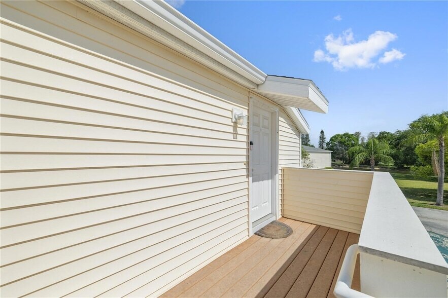 138 Hunter Lake Dr, Unit d in Oldsmar, FL - Building Photo