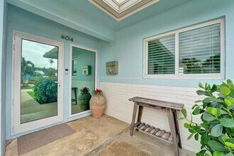 604 NE 25th Ave in Pompano Beach, FL - Building Photo - Building Photo