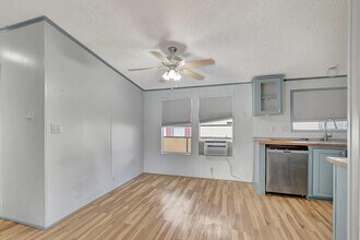 11904 Anchorage Way in Boca Raton, FL - Foto de edificio - Building Photo