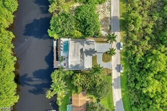 95 Schneider Dr in Ft. Myers, FL - Building Photo - Building Photo