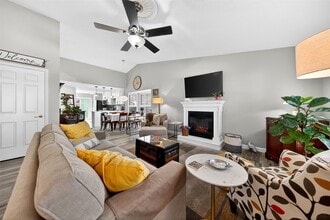 1321 Forest Creek Dr. in St. Peters, MO - Building Photo - Building Photo