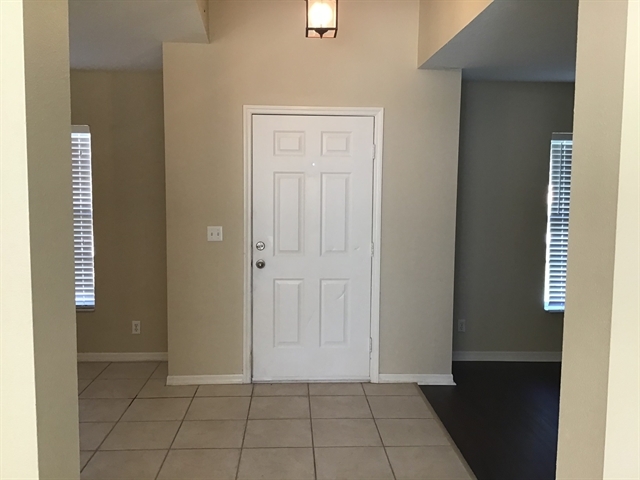 565 SW Undallo Rd in Port St. Lucie, FL - Building Photo - Building Photo