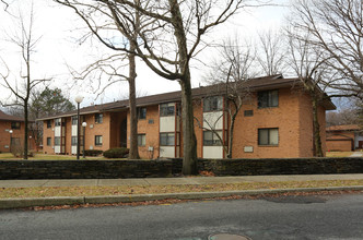 St. Simeon I Apartments in Poughkeepsie, NY - Building Photo - Building Photo