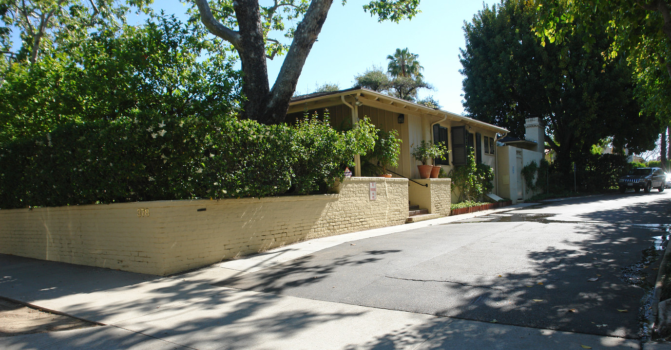 378 Madison Ave in Pasadena, CA - Building Photo