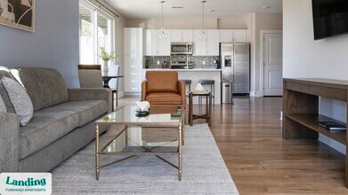 1000 Forestview Dr, Unit 3316 in Oakwood, GA - Building Photo - Building Photo