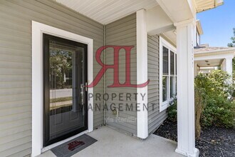 6167 Upper Albany Xing Dr in Westerville, OH - Foto de edificio - Building Photo