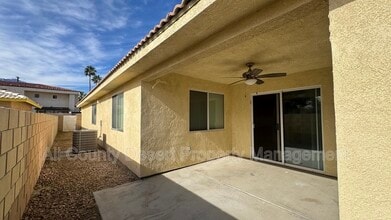 28175 Avenida La Paz in Cathedral City, CA - Foto de edificio - Building Photo