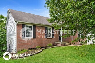 7001 Matthews Rd in Louisville, KY - Building Photo - Building Photo