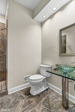 2617 W Evergreen Ave in Chicago, IL - Building Photo - Building Photo