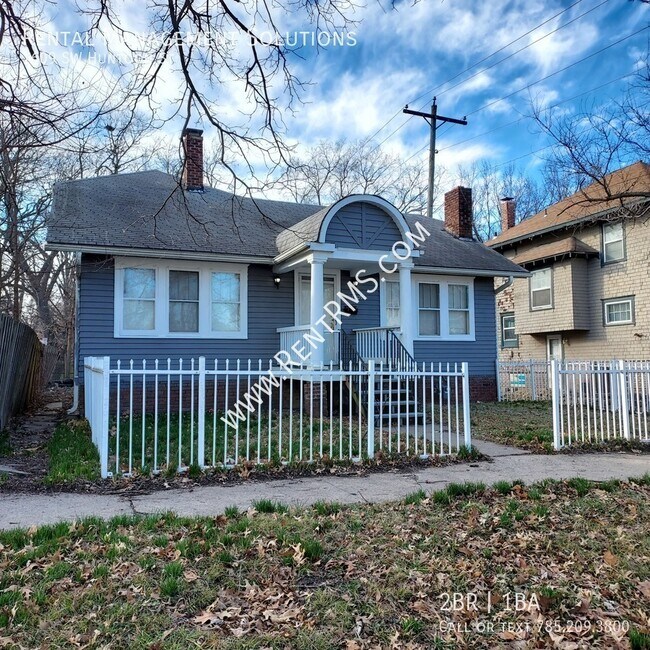 1609 SW Huntoon St in Topeka, KS - Foto de edificio - Building Photo