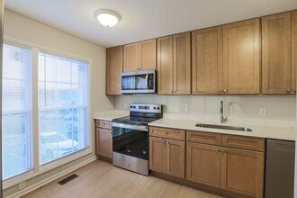 8920 Trimble Way in Rosedale, MD - Building Photo - Building Photo