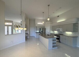 440 Sea Duck Dr in Daytona Beach, FL - Building Photo - Building Photo