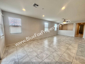 970 W Camino Nogal Blanco in Sahuarita, AZ - Building Photo - Building Photo