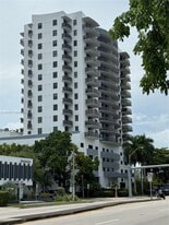 2301 SW 27th Ave, Unit 706 in Miami, FL - Building Photo