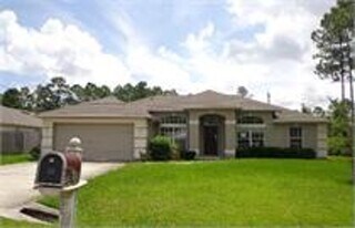 15 Red Clover Ln in Palm Coast, FL - Building Photo