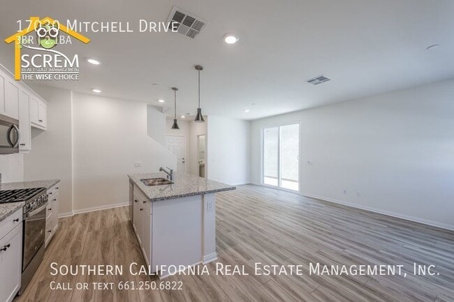 17030 Mitchell Dr in Santa Clarita, CA - Building Photo - Building Photo