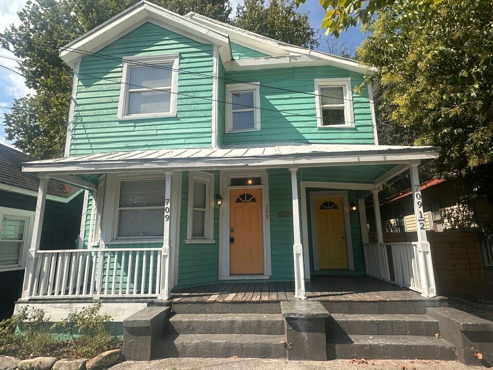 709 Queen St in Wilmington, NC - Building Photo