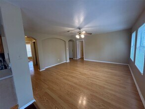 1100 Willow Trail Ct in Round Rock, TX - Building Photo - Building Photo