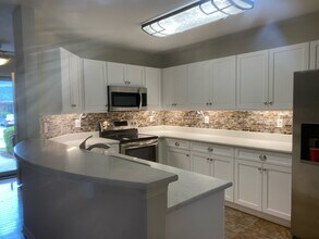 1040 Bridgeport Way in Leland, NC - Building Photo - Building Photo