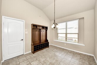 7610 Willow School Dr in Spring, TX - Building Photo - Building Photo