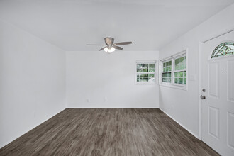 2129 Evans Ave NW in Huntsville, AL - Building Photo - Building Photo
