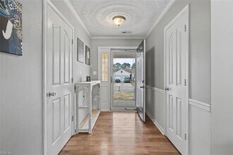 57 Wayland Dr in Portsmouth, VA - Building Photo - Building Photo