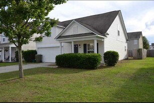 1788 Benelli St in Sumter, SC - Building Photo