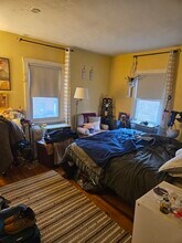 12 Brock St, Unit #4 in Boston, MA - Foto de edificio - Building Photo