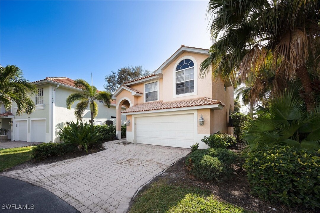 9192 Brendan Preserve Ct in Bonita Springs, FL - Foto de edificio