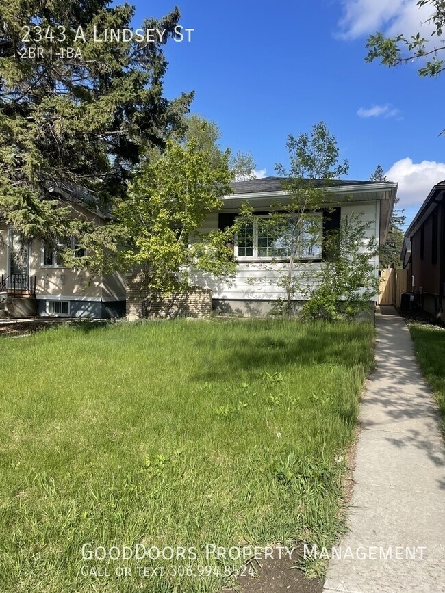 property at 2343 Lindsay St