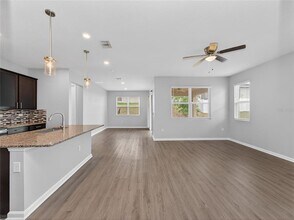 8053 Cherrystone St in Leesburg, FL - Building Photo - Building Photo