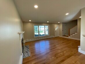 1921 Highland Ave in Wilmette, IL - Building Photo - Building Photo
