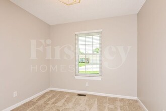 130 Del Oro Dr in St. Peters, MO - Building Photo - Building Photo