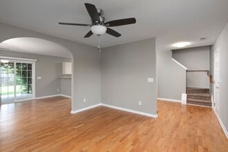 108 Berrydowns Drive in Morrisville, NC - Foto de edificio - Building Photo