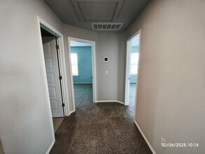230 SW 34th St in Moore, OK - Building Photo - Building Photo