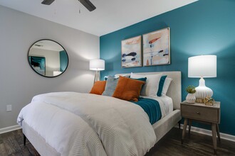 Centric on 34th in Gainesville, FL - Building Photo - Interior Photo