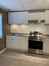 607 W Mann St in Glennville, GA - Building Photo - Building Photo