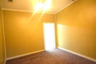 1661 South St in Magnolia, AR - Building Photo - Building Photo