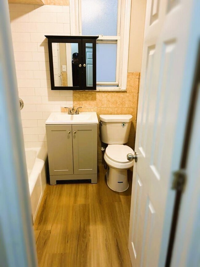 95 Wade St in Jersey City, NJ - Building Photo - Building Photo