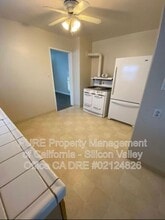 164 N Murphy Ave in Sunnyvale, CA - Building Photo - Building Photo
