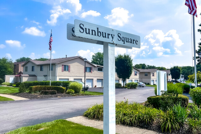 Sunbury Square Apartments in Columbus, OH - Building Photo - Building Photo